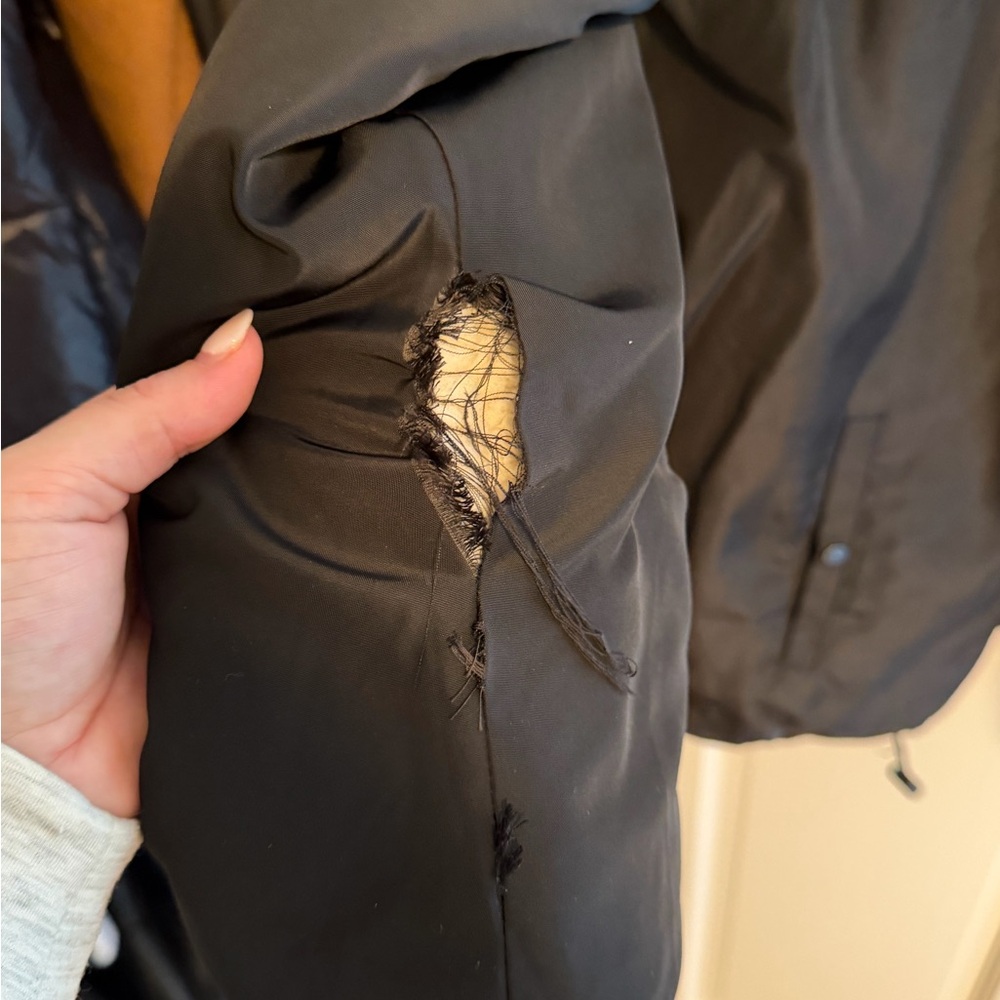 S Ingrid + Isabel Maternity Reversible Sherpa Jacket - Picture 10 of 11